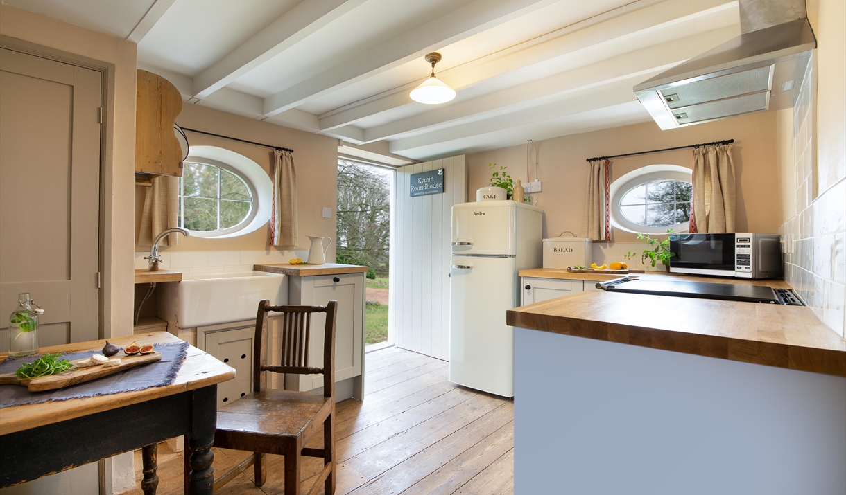 Kymin Round House - Kitchen - Mike Henton - February 2023