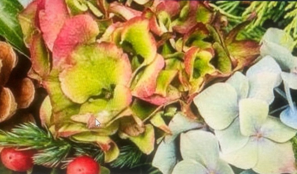 make a beautiful wreath