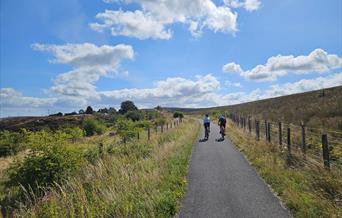 Exploring an Industrial Age cycle route