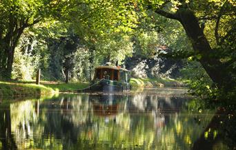 Beacon Park Boat on Mon & Brec Canal