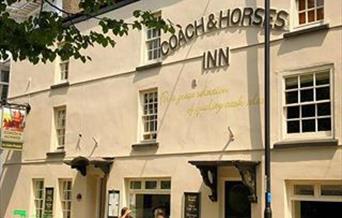 Coach & Horses