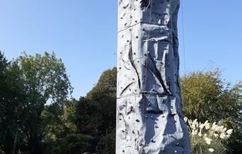 MonLife Climbing Wall