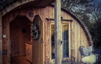 apple tree cabin