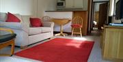 Ground level self catered holiday cottage sleeps 2 adults
