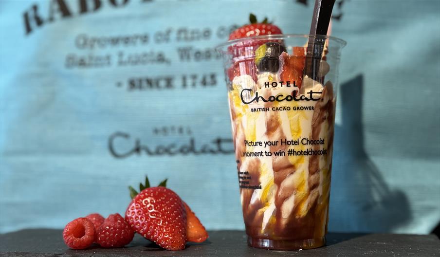 Summer Ice Cream Sundae