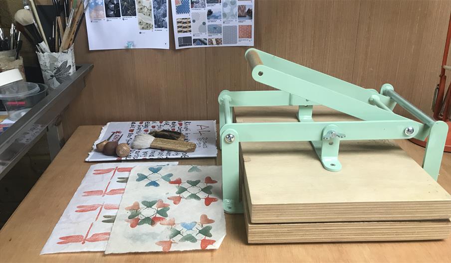 Printing press and leaf prints