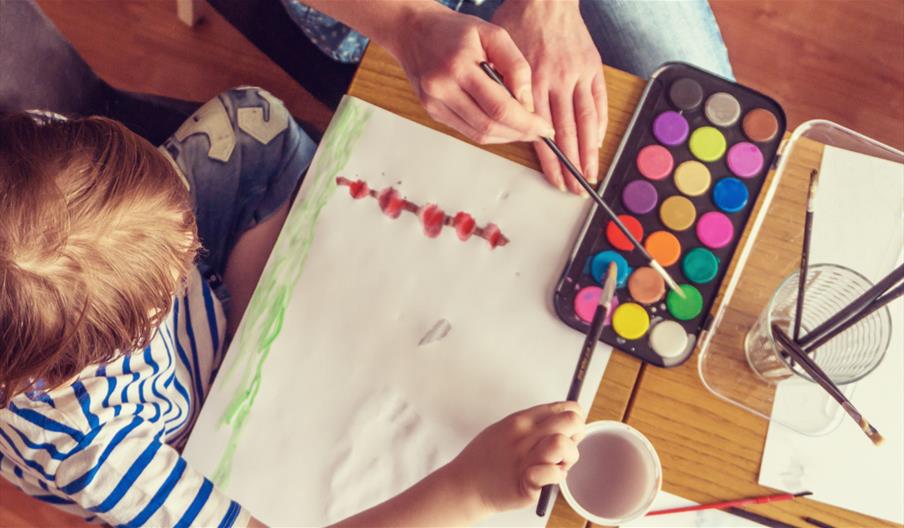 Family making art