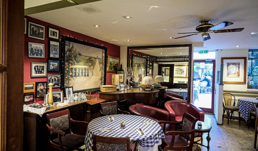 interior shot of Caffe al Fresco
