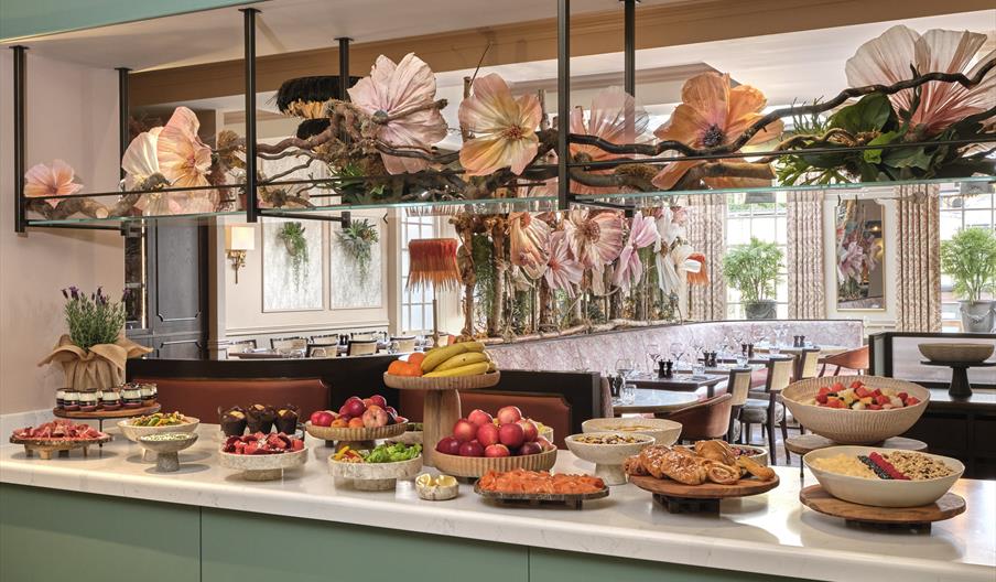 Richmond Hill Hotel breakfast