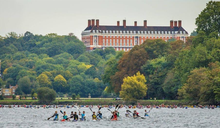 Rowing on the Thames