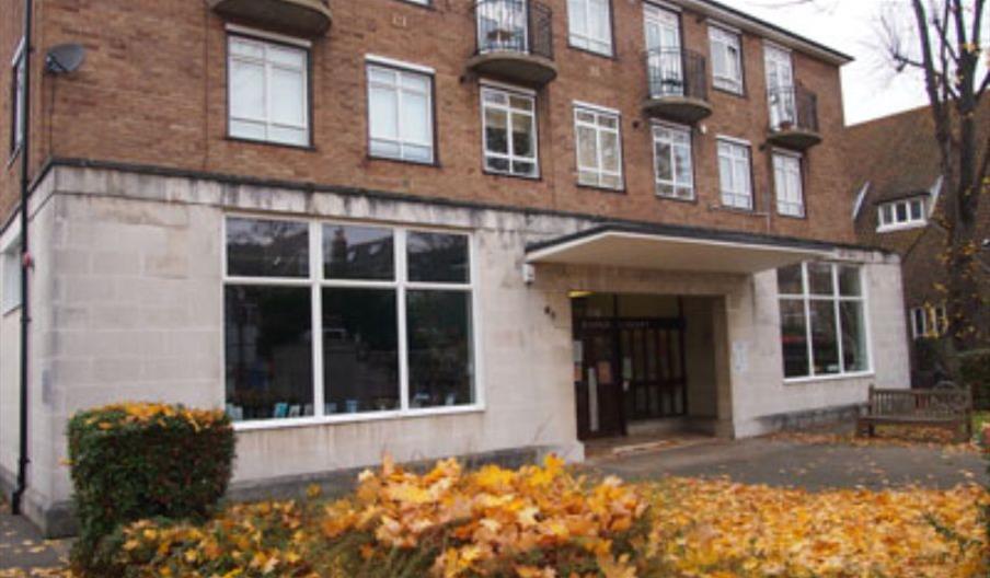 Exterior image of Castelnau Library