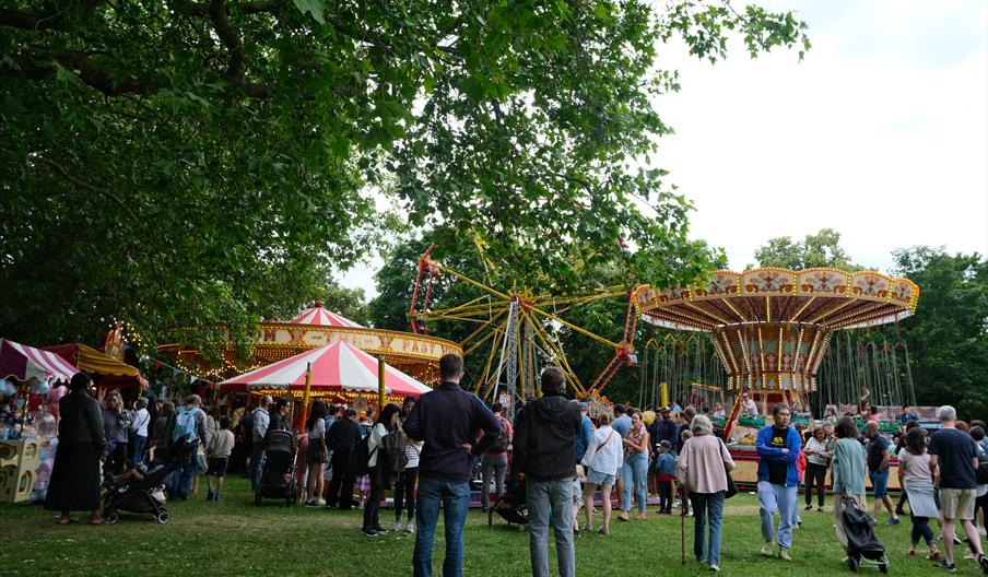 Kew Fete Carousel and Rides