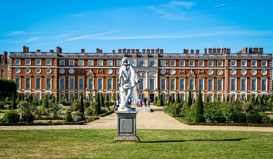 Pond Gardens at Hampton Court Palace - Historical Event in Surrey