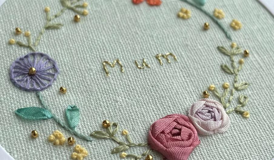 Embroidered Spring Flower Cards
