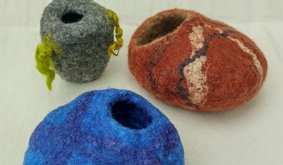 Felt bowls