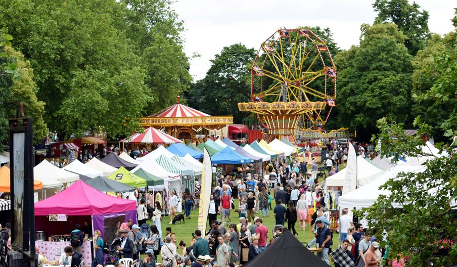 Overview of Kew Fete on Kew Green