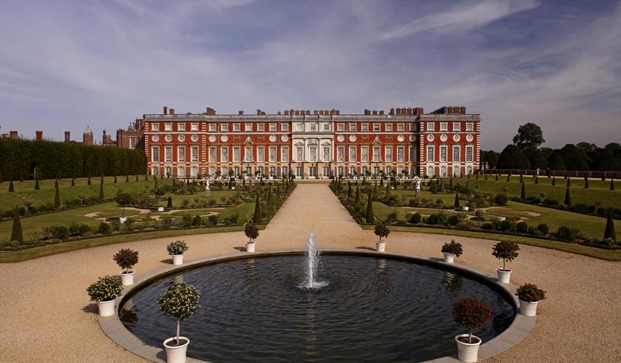 The gardens at Hampton Court Palace