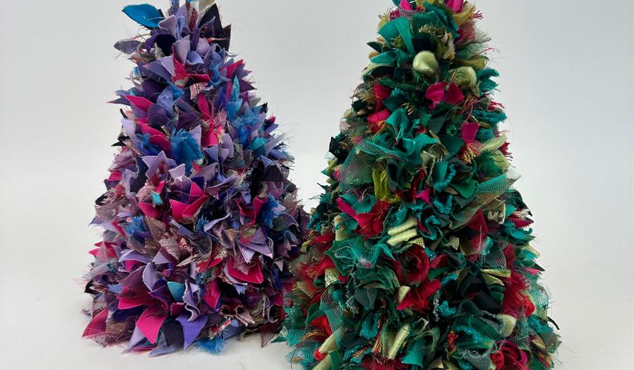 Rag rug Christmas trees