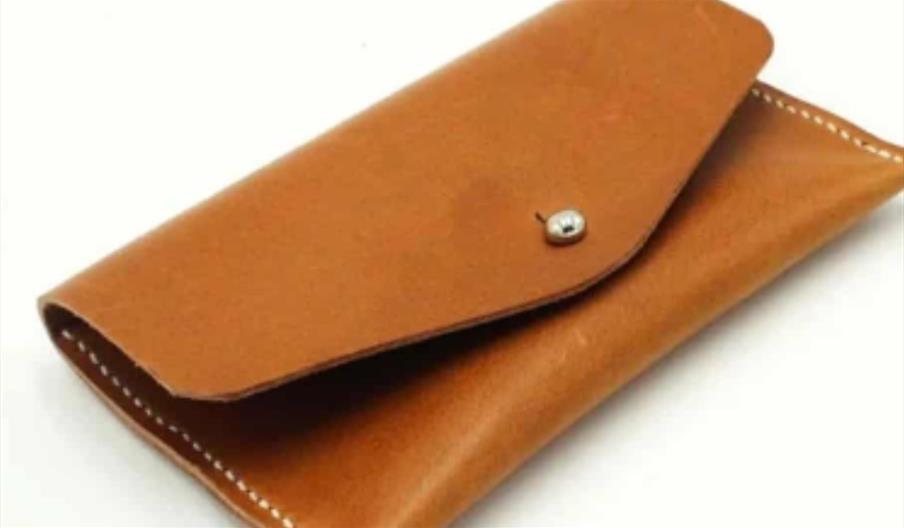 Introduction to Leather Purse-Making