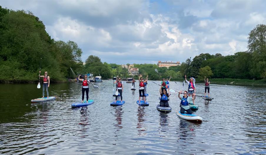 Paddleboard Experience on the beautiful Thames at Richmond