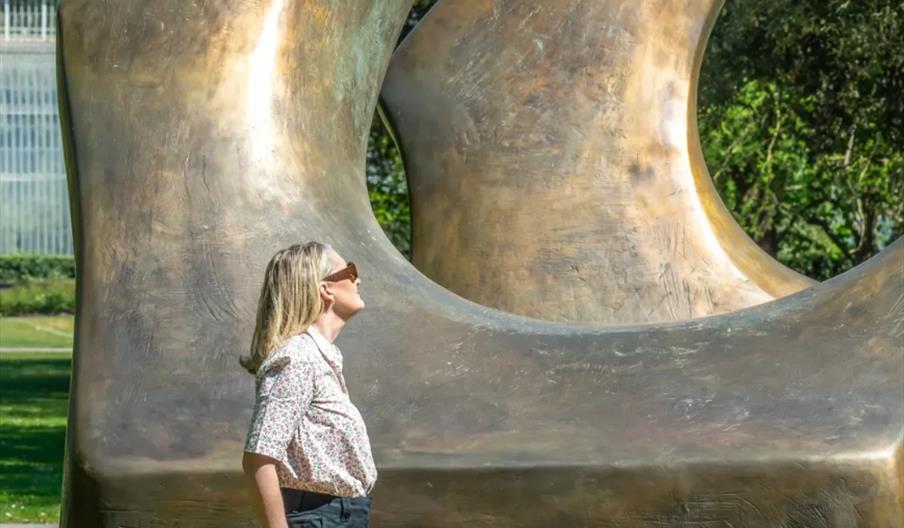 Henry Moore Photography walking Tour (SOLD OUT)