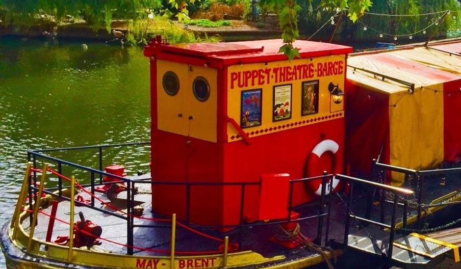 A Floating Theatre on the canals of London by Antonio Escalante