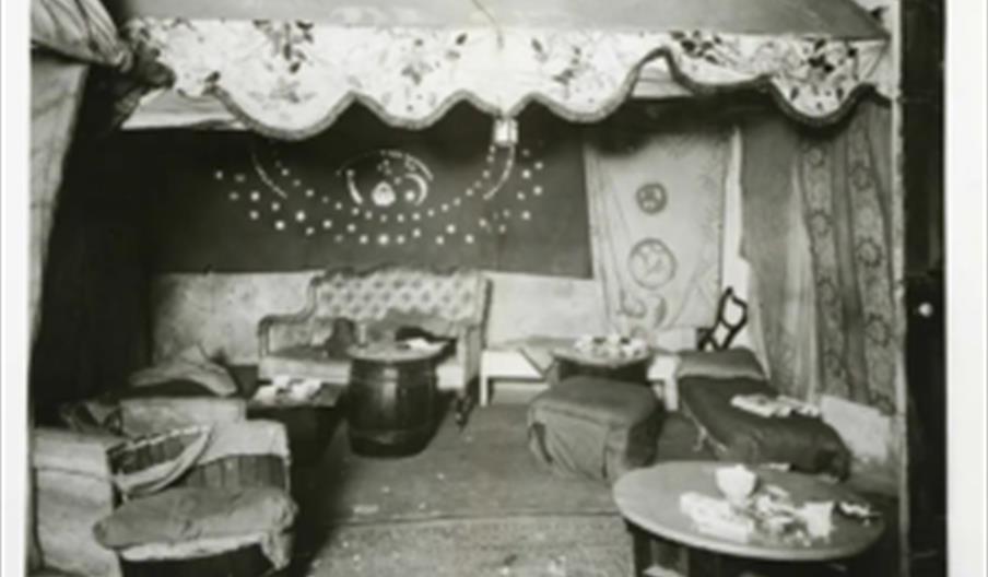 Queer archives and zine making