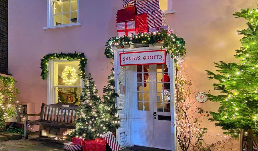 Rose House at Christmas