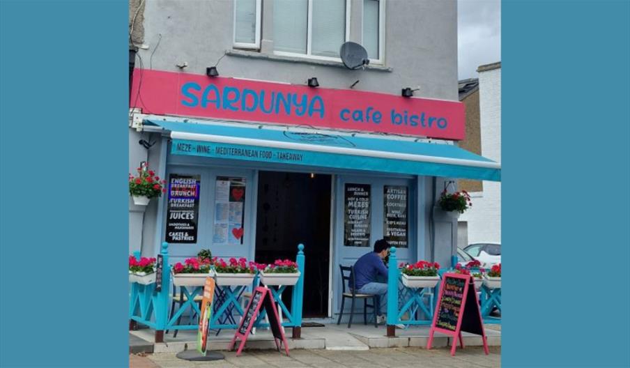 Sardunya Cafe Bistro