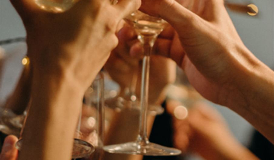 champagne glasses