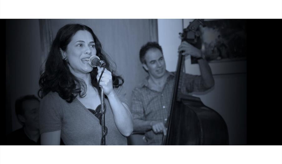 Tracy Ray & The Mojos