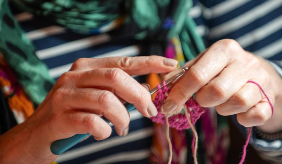 Learning to chrochet