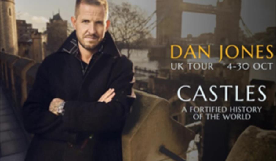 Dan Jones - Castles: A Fortified History of the World