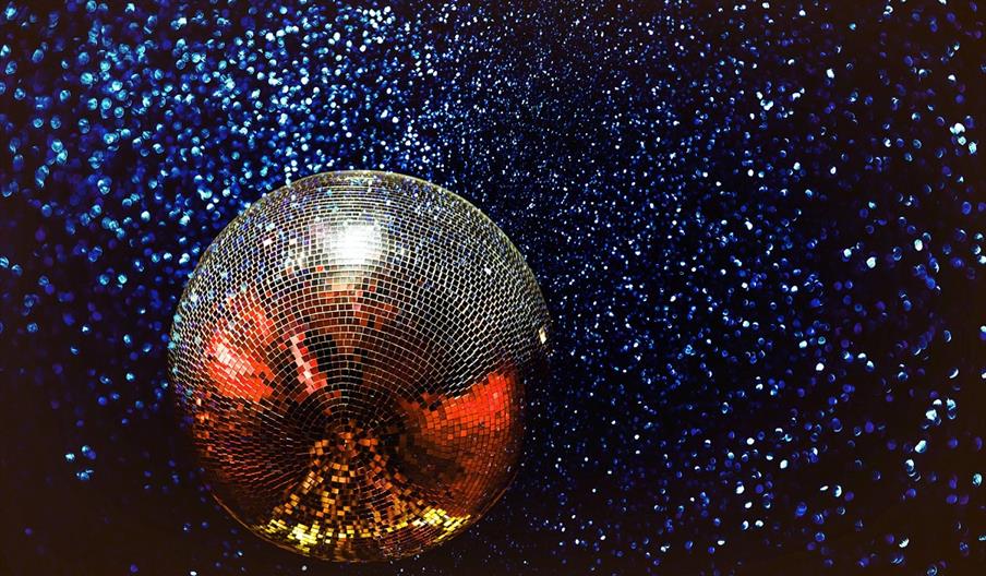 Riverhouse Party | Funky House Special