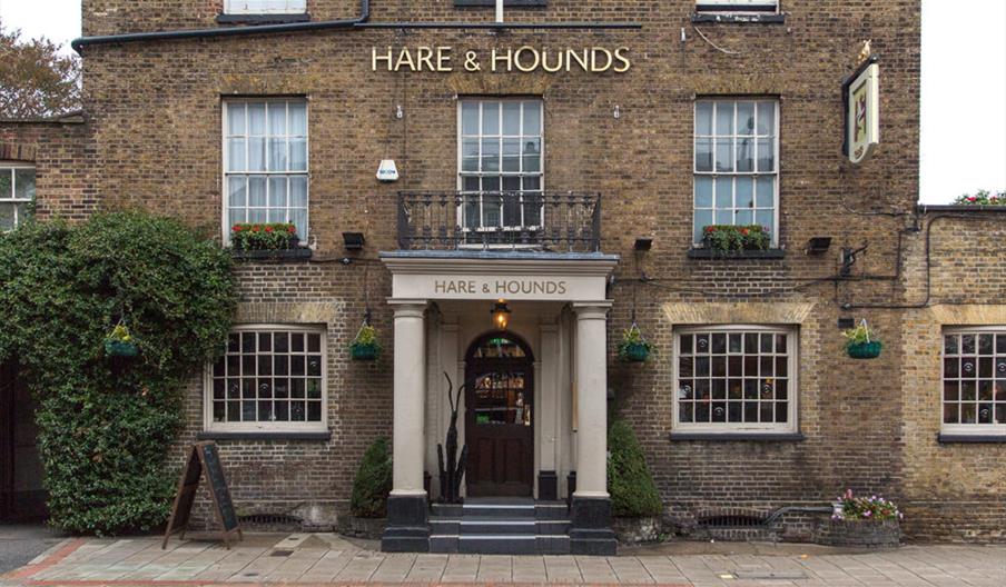 Hare and Hounds 2