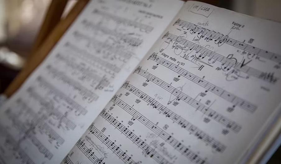 Maiastra performs Piano Trios