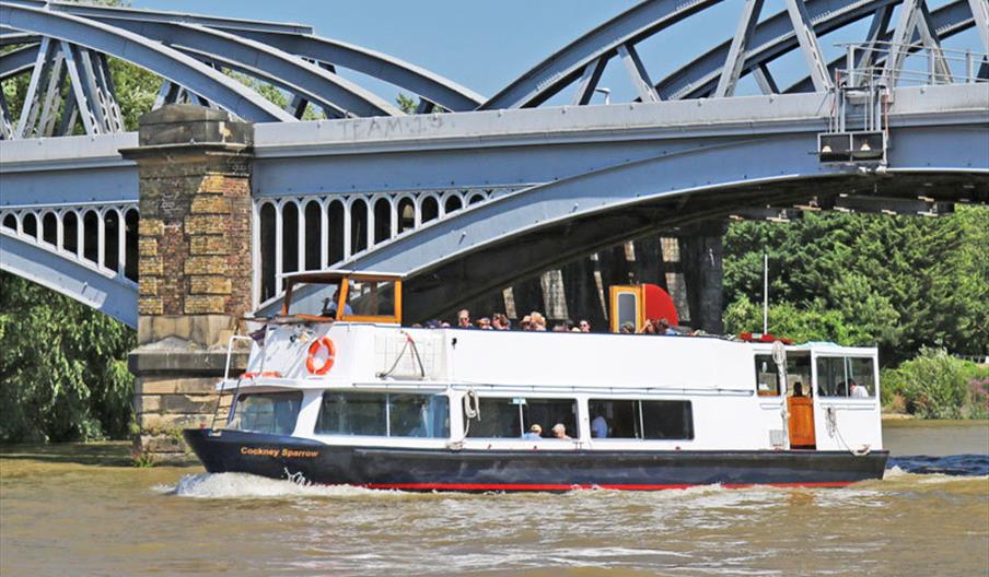 Thames River Boat - Boat Tours in Victoria Embankment , Richmond