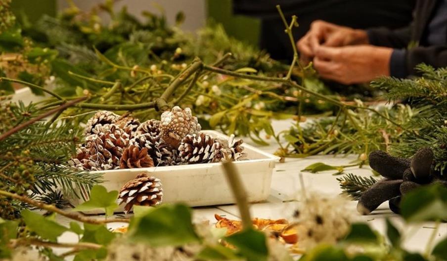 Wreath Making Workshop - wwt