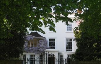 Hardwicke House on Ham Common