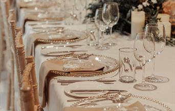 party, table setting