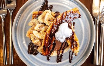 bed, brunch, pancakes