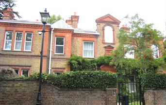 Twining Family Home Twickenham Riverside