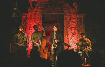 Howl Quartet