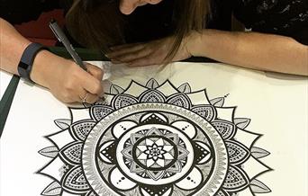 Drawing a mandala