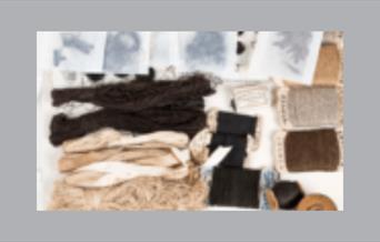 Sewing Wrap inspired by the one used by Victorian explorer