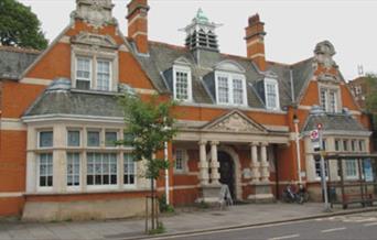 Exterior Teddington Library