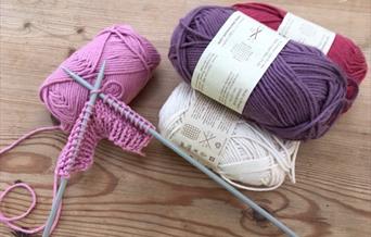 Knitting, needles and yarn