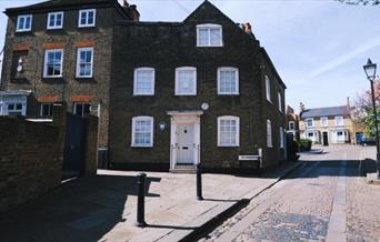 Front shot of Twickenham Museum