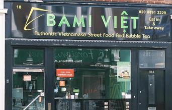 A front shot of Bami Viet restaurant