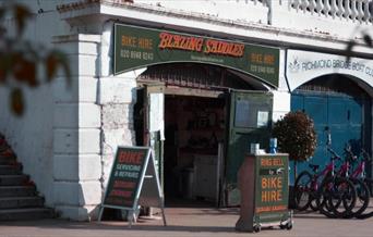 blazing saddlers front shot of store, bikes